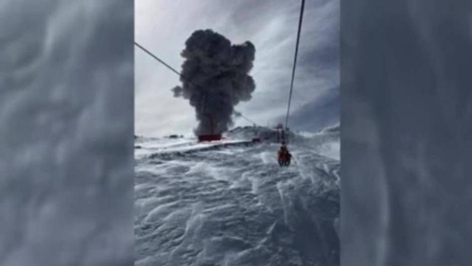 Explota en Chile el volcán Nevados de Chillán que se encontraba en