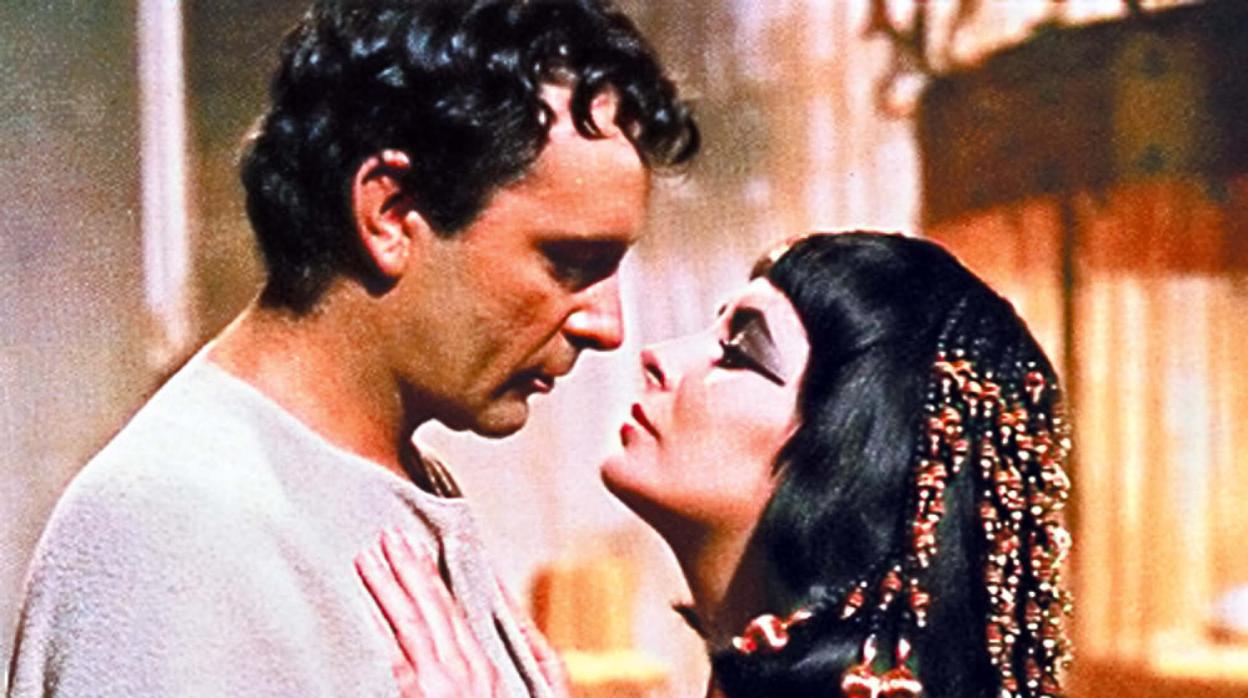 Zahi Hawass He Encontrado La Tumba De Cleopatra