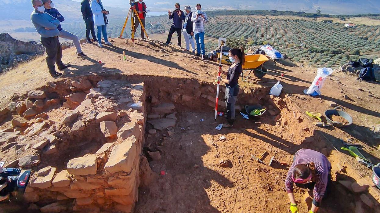 Hallan un nuevo yacimiento arqueológico en Ciudad Real con restos de