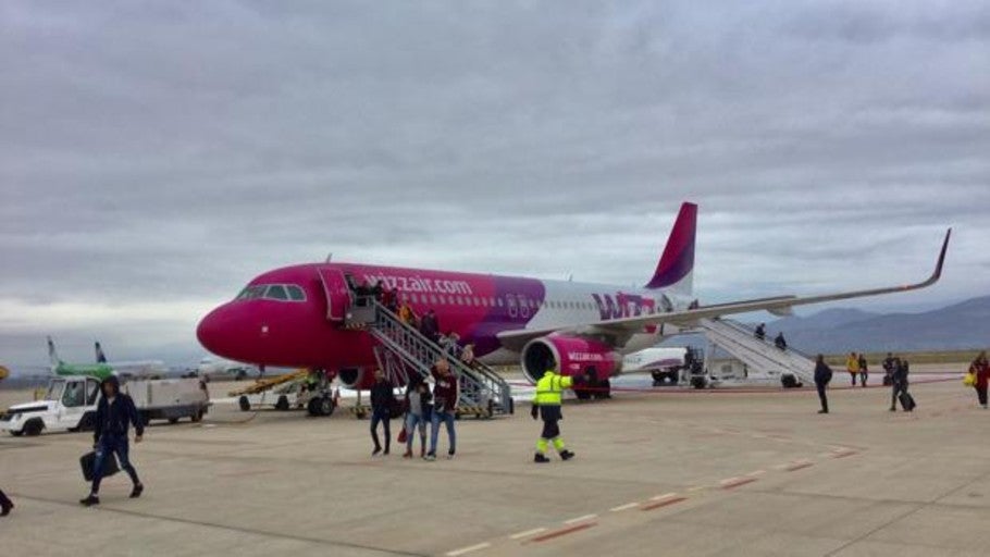 El Aeropuerto De Castell N Activa Una Nueva Ruta Anual Que Conecta Con