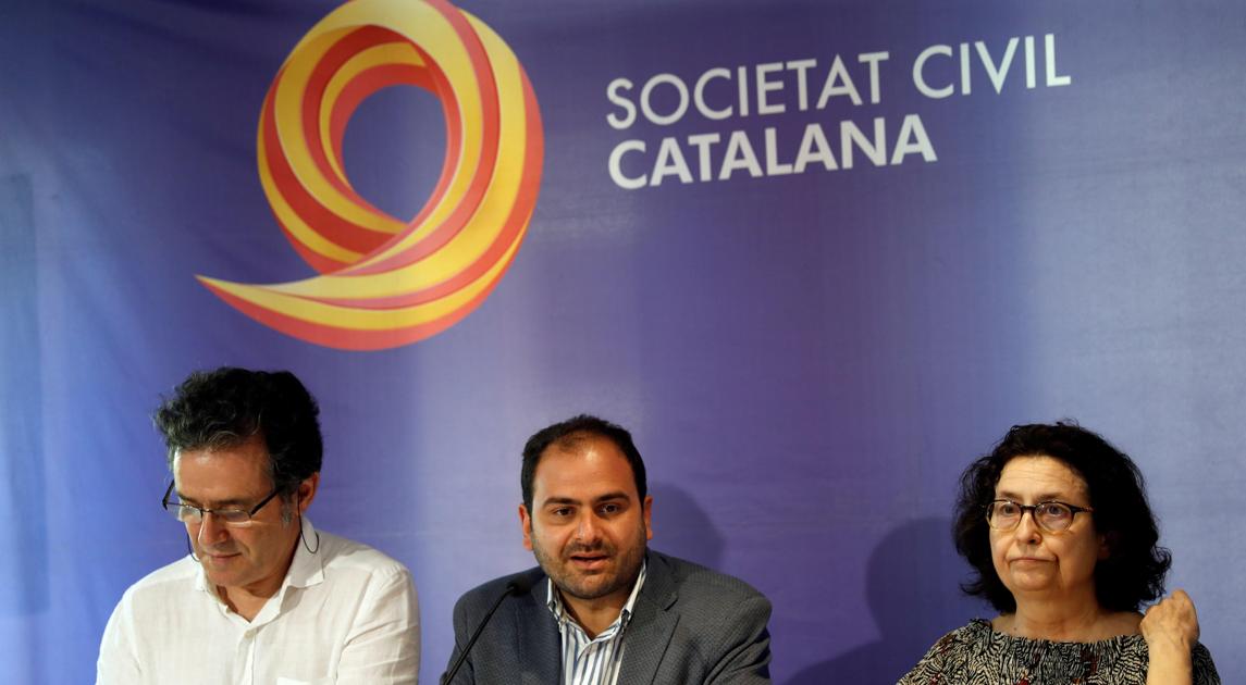 Sociedad Civil Catalana Scc Presenta La Plataforma De Afectados Por