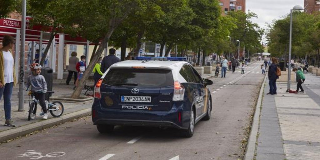 Detenido Un Joven Por Atrincherarse Con Un Hacha En Su Casa Mi Hijo