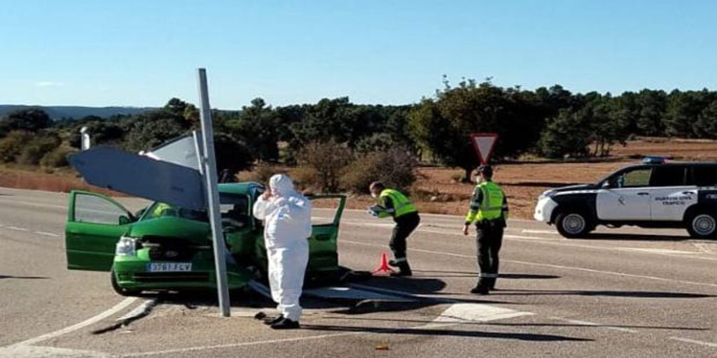 Una Mujer Fallecida Y Un Hombre Herido Grave Tras Colisionar Un Cami N