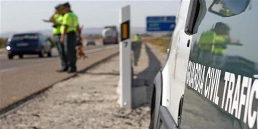 Herido Leve El Conductor De Un Cami N Al Salirse De La V A En La A En