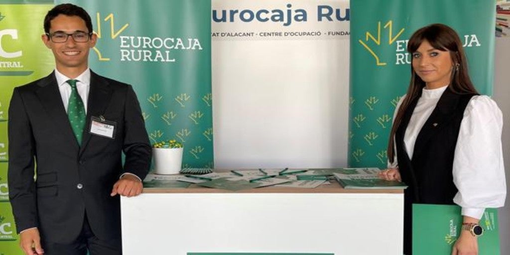 Eurocaja Rural Presenta Su Propuesta De Planes De Carrera A Los Alumnos