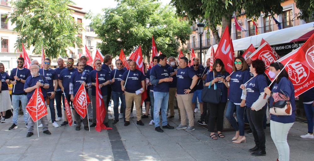 Concentración de UGT en Toledo para exigir un Pacto de Estado por la