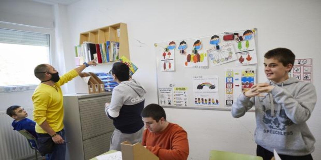 Un día con la Educación Especial Saber pedir un refresco es más