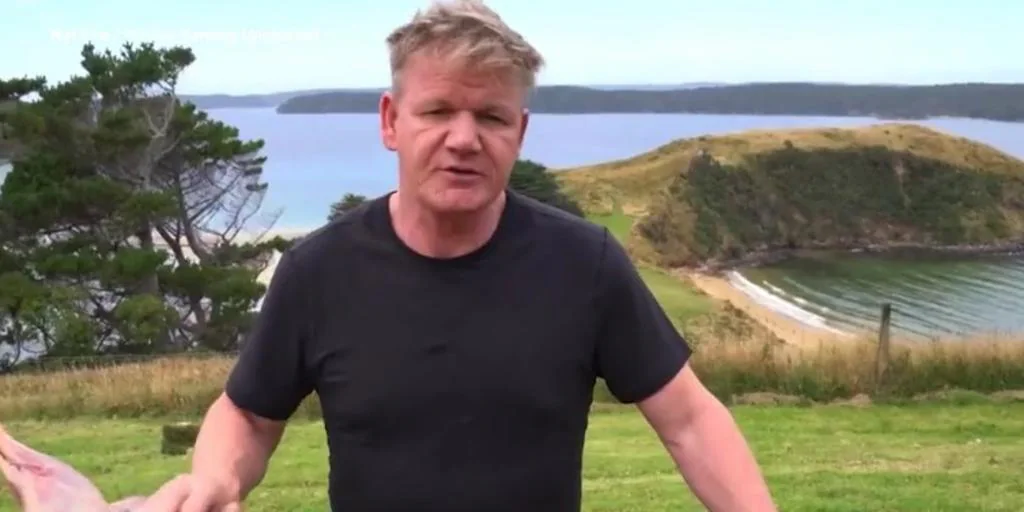 Polémica con el chef Gordon Ramsay después de que cazara cocinara y se