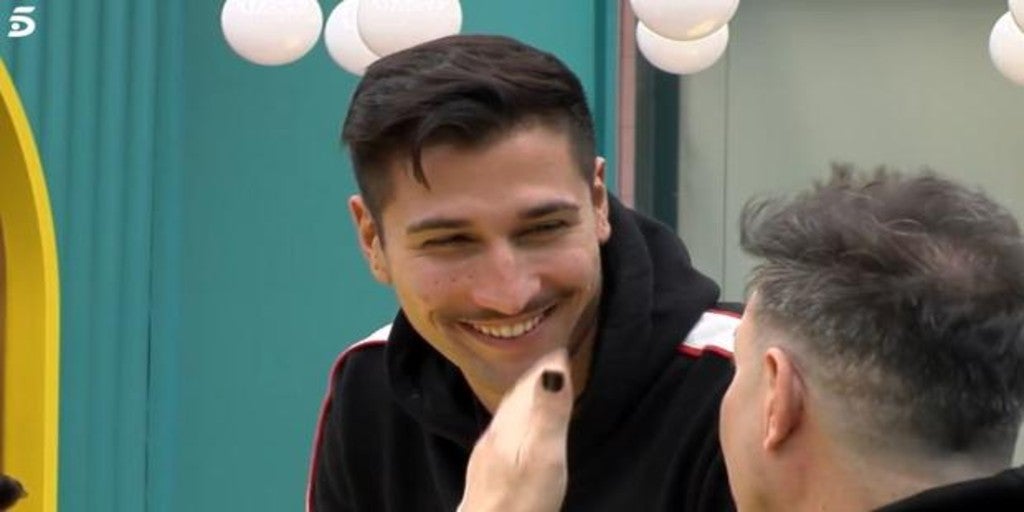 Gianmarco Contin A Su Juego Y Afirma Estar Enamorado De Adara