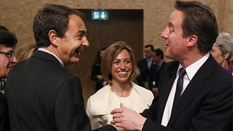 Chacón dice que Rabat rechazó a los periodistas por no llevar un permiso escrito
