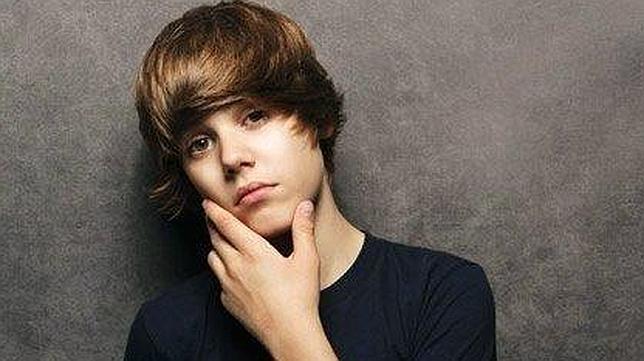 Sale a la venta el libro de memorias de Justin Bieber en español