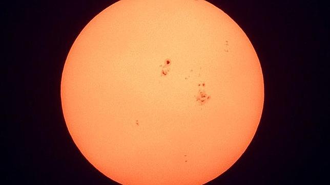 La desaparición de las manchas del Sol, misterio resuelto