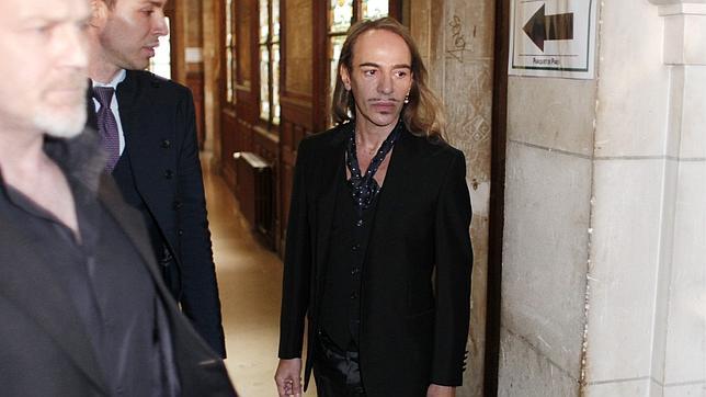 John Galliano: «Ya no podía ir a trabajar sin tomar mis pastillas»