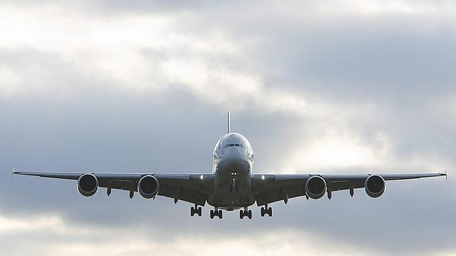 Los punteros láser ponen en peligro la aviación en Rusia