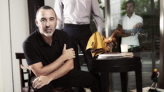Pedro González: «A la Princesa Letizia le puede el zapato»
