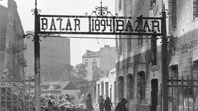 Relatando en Twitter la II Guerra Mundial como si ocurriera ahora mismo