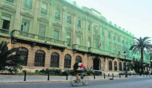 El PSOE desempolva para el 20-N cuatro grandes promesas incumplidas de 2008