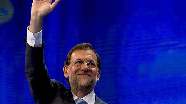 Rajoy refuerza su núcleo duro con Gallardón, cuarto en la lista de Madrid