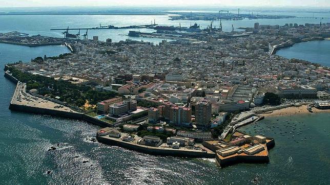 Sáenz de Santamaría sustituirá a Chaves al frente de la Comisión del Bicentenario