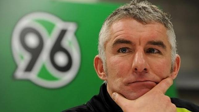 El entrenador del Hannover pregunta a sus jugadores sobre sus fantasías sexuales
