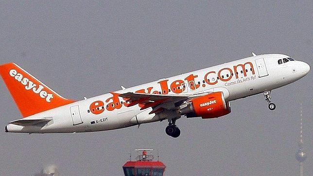 Viajar en «low cost» ya no será tan barato: así es el futuro del sector aéreo