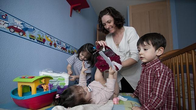 Cobrar por criar a los hijos en casa