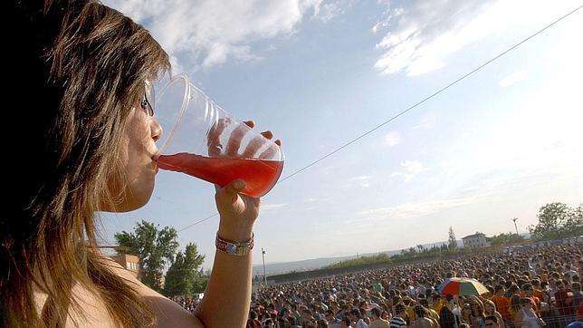 Puede beber alcohol tomando pastillas anticonceptivas Puede beber alcohol tomando pastillas anticonceptivas