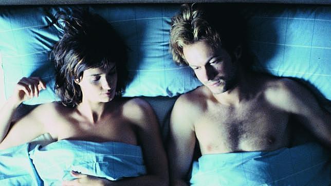 ¿Por qué los hombres se quedan dormidos después del sexo?