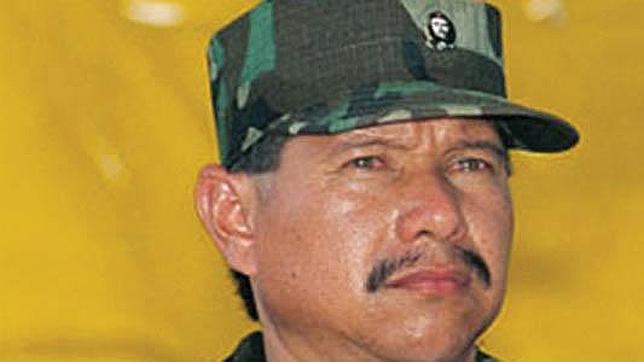 Reaparece en una entrevista en TV importante jefe de las FARC dado por muerto Reaparece en una entrevista en TV importante jefe de las FARC dado por muerto