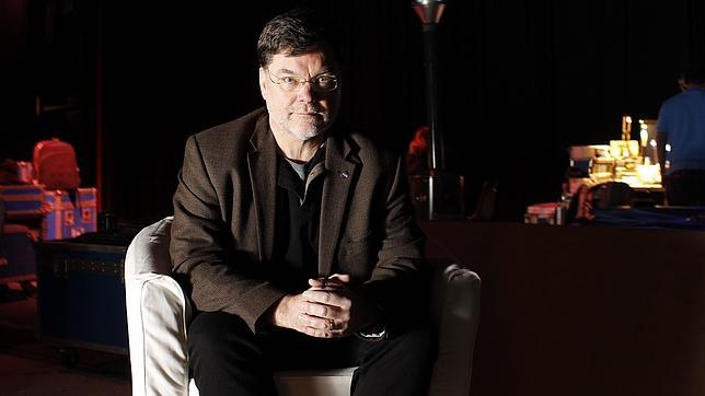 Jim Adams: «En la NASA apostamos que hay vida en Marte»