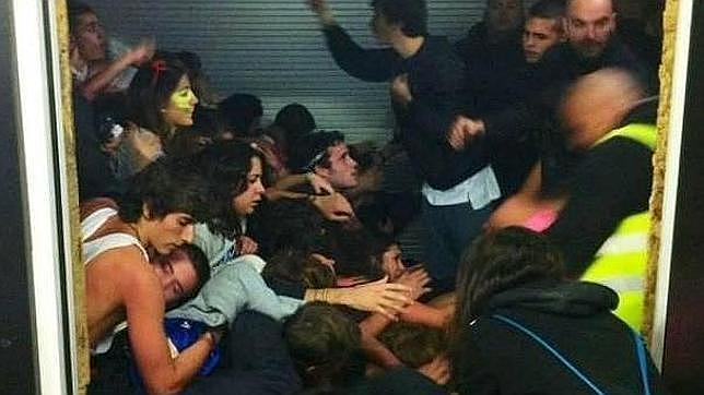 Grabaciones del Madrid Arena entre la Policía: «De avalanchas, nada. Alcohol»