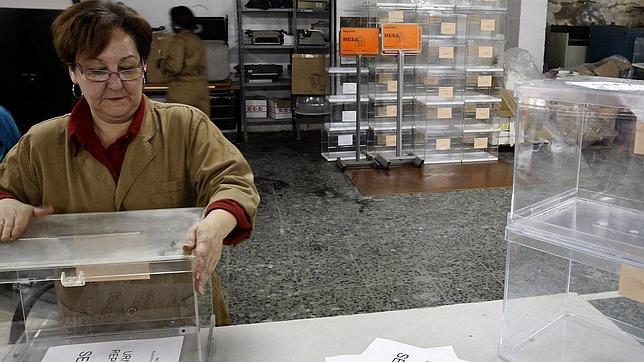 El apoyo del PP baja desde el 20-N pero sigue superando al PSOE en 4,8 puntos