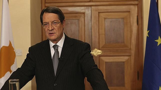 Chipre autoriza levantar el corralito sobre el 10% de los depósitos no garantizados del Bank of Cyprus
