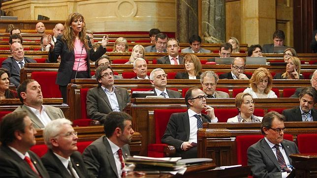 Los partidos dan el visto bueno a los presupuestos del Parlamento catalán