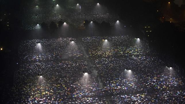 Hong Kong recuerda con una vigilia a las víctimas de la masacre de Tiananmen