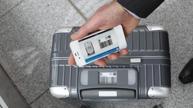 Diseñan una maleta inteligente con GPS para evitar su pérdida