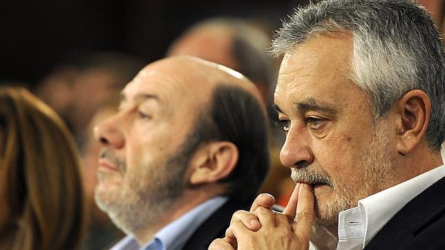 Griñán, una marcha sin contar con Rubalcaba