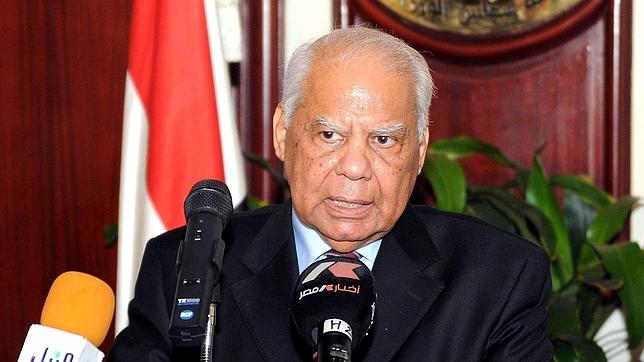 Un economista liberal, nombrado nuevo primer ministro de Egipto