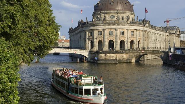 El museo Bode cierra el conjunto de la isla de los museos