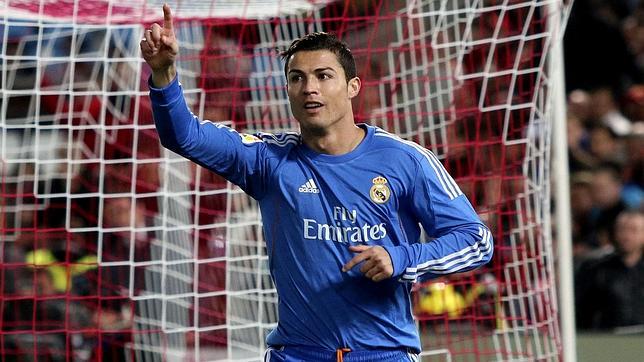 Cristiano iguala a Hugo Sánchez