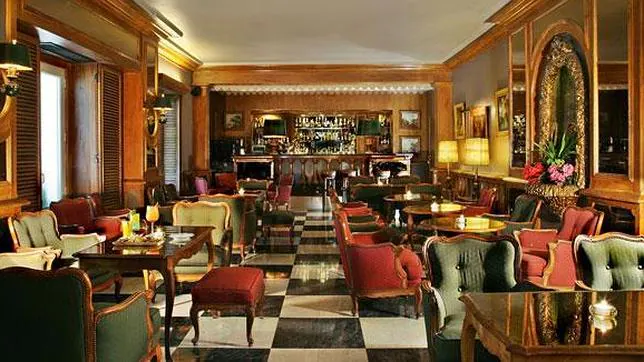 El bar del Hotel Palacio en Estoril donde se reunían los espías