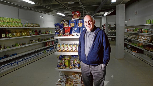 La primera parroquia con economato para necesitados