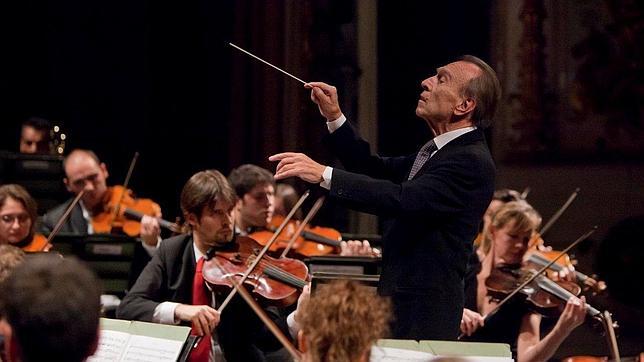Italia recuerda al «extraordinario» y «revolucionario» Abbado