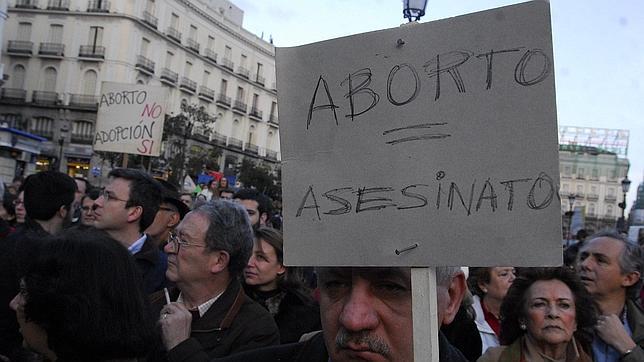 Asociaciones provida piden a Rajoy que no cambie «el espíritu» de la ley del aborto