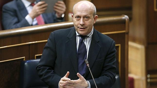 El ministro de Educación y Cultura, José Ignacio Wert, en la sesión de control al Gobierno