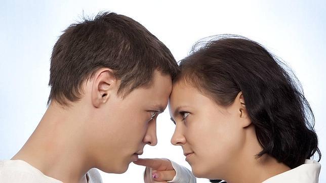 En qué mienten más los hombres a su pareja