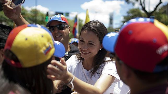 El Supremo venezolano avala la pérdida del escaño de la opositora Corina Machado