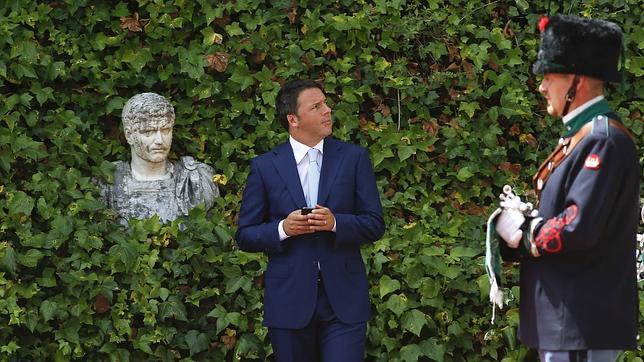 Renzi espera a Barroso antes de la reunión de ambos en Roma el viernes