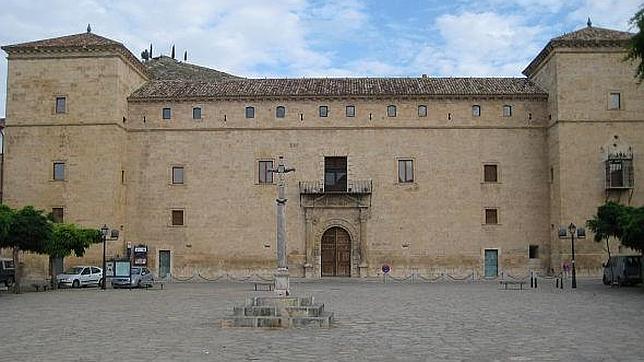 El Palacio Ducal, de estilo renacentista, de Pastrana (Guadalajara)