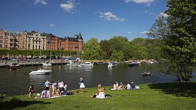 Ambiente de verano en Djurgarden